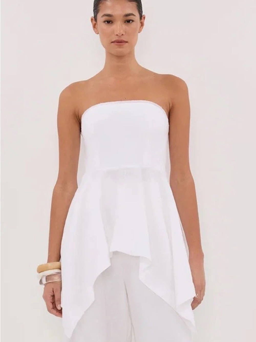 Dissh Strapless White Asymmetric Peplum Top Size 6